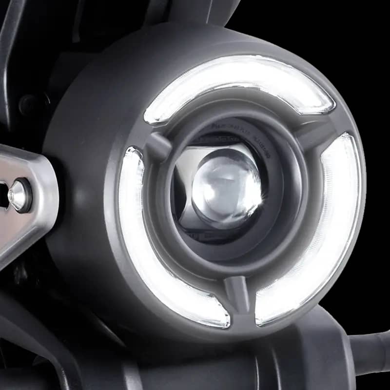 Classic Headlight Design