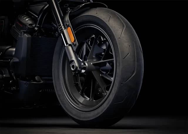 Signature Fat Front Tire