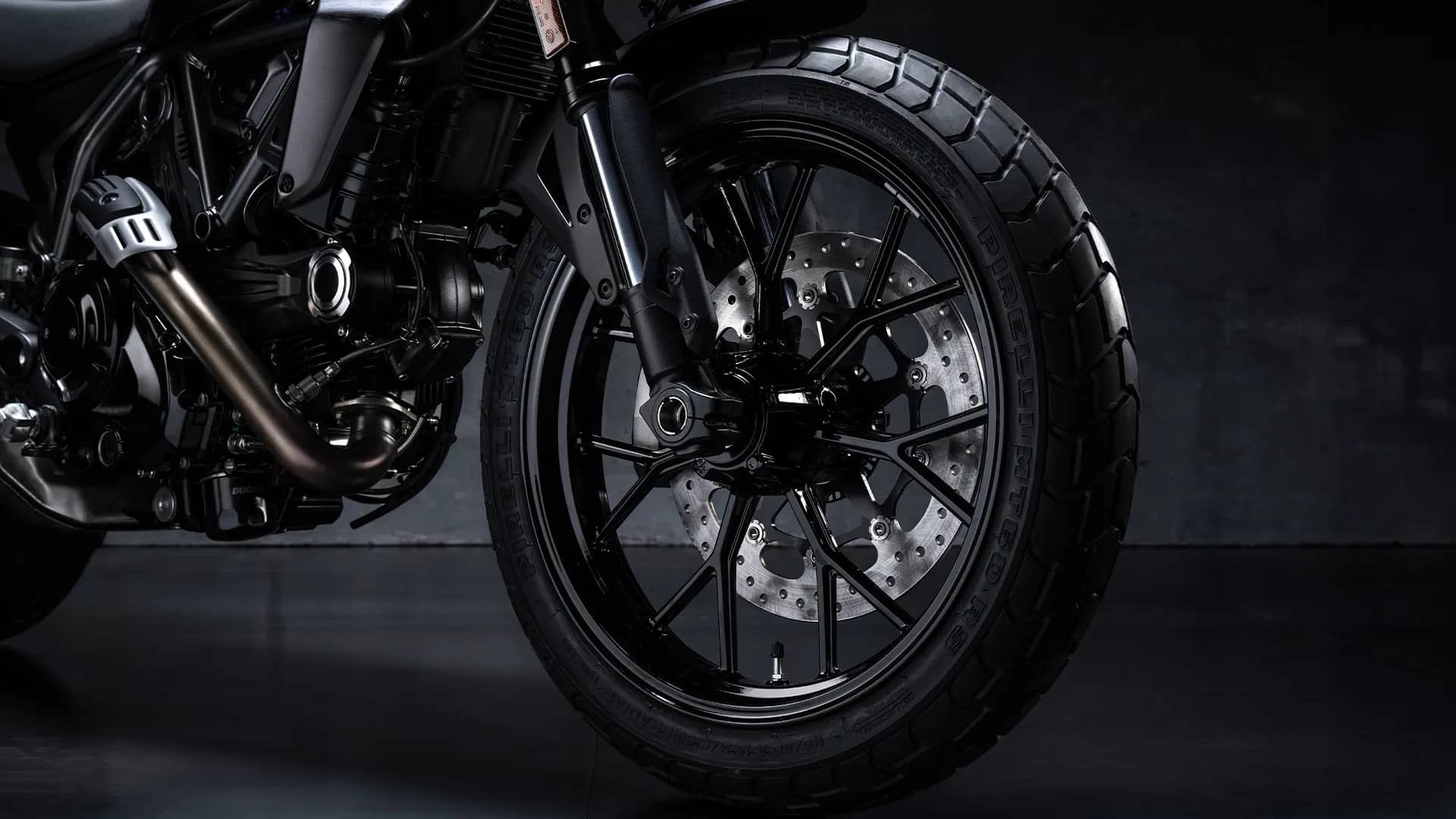 Multi-Spoke Alloy Wheel