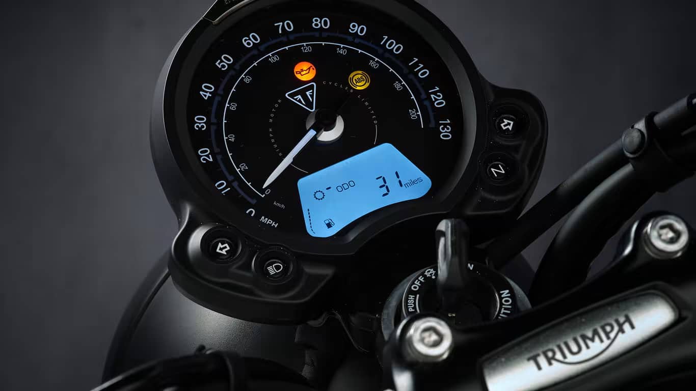 Analog-Digital Instrument Cluster