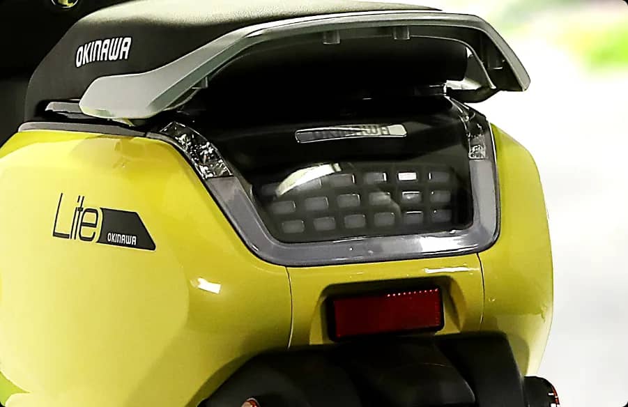 Unique Design Back light with LED Winkers