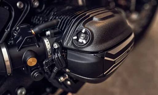 Boxer Engine Cylinder Head