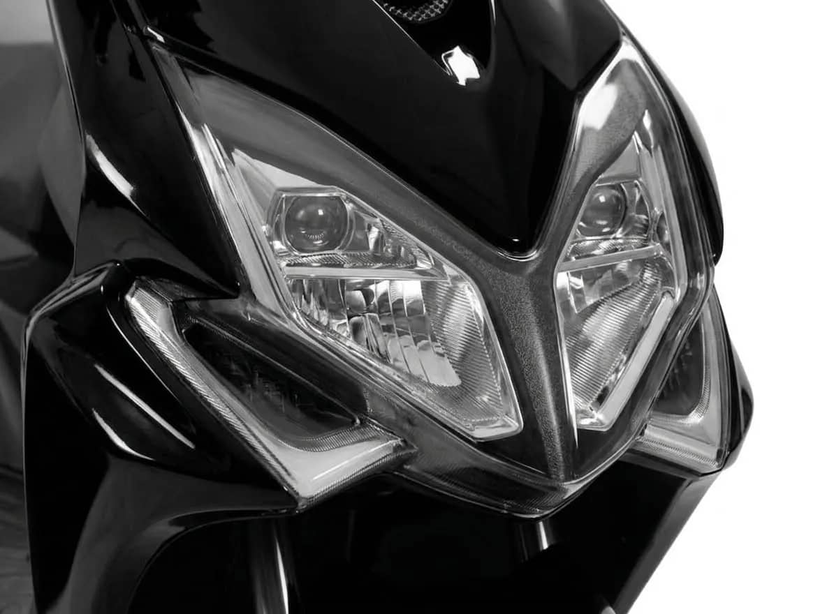 Aggressive Dual Projector LED Headlamps
