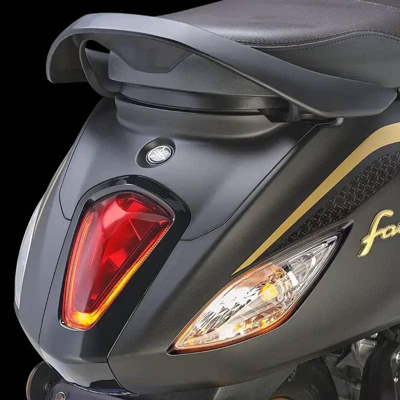 Stylish LED tail light