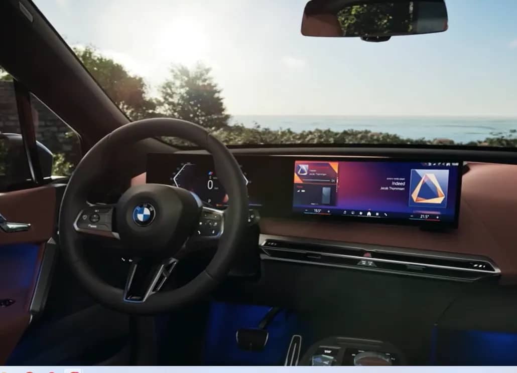 Curved Display Dashboard