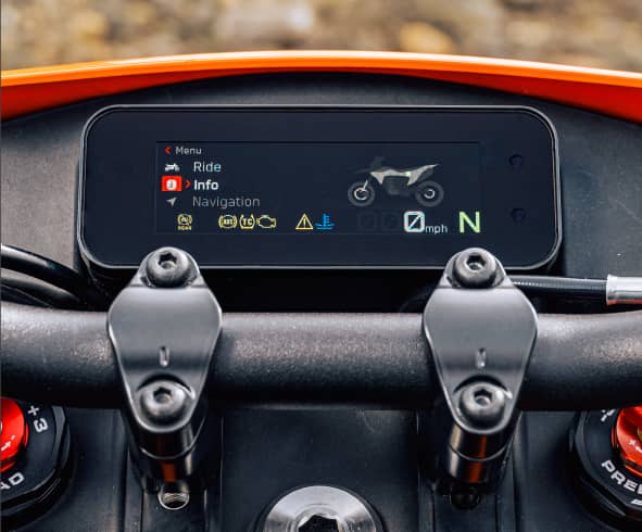 TFT Display & Connectivity