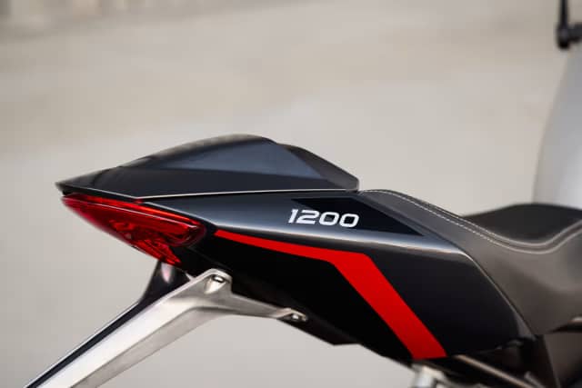 Aerodynamic Rear Seat Cowl