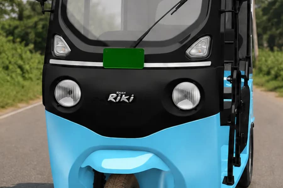 Bajaj Riki P40 EV Headlight View