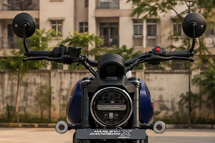 Harley Davidson X440 T Handlebar & Headlight View