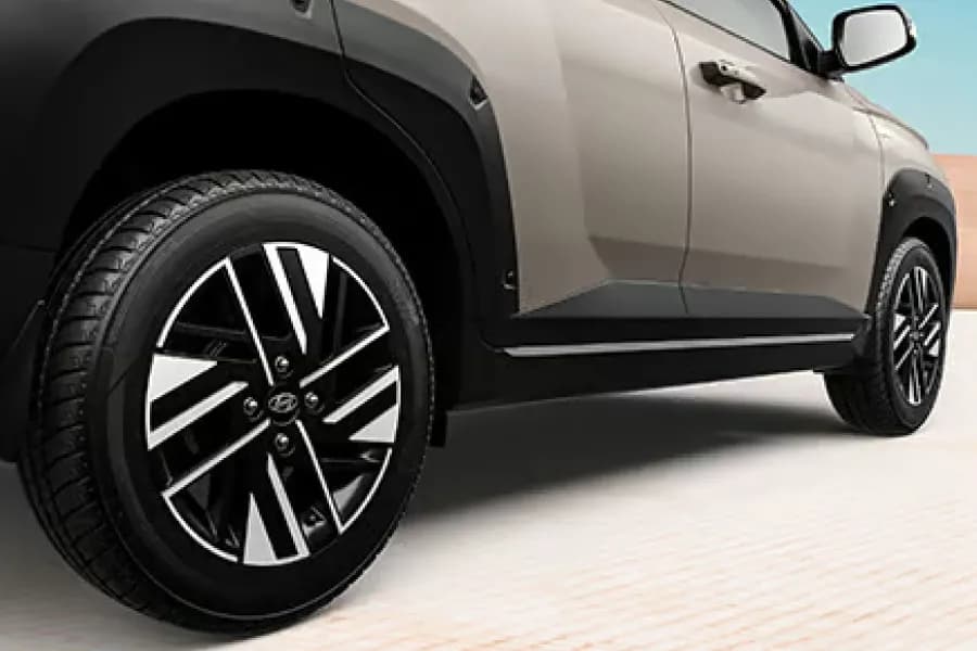 Hyundai Exter Dimond Cut Alloy Wheels View