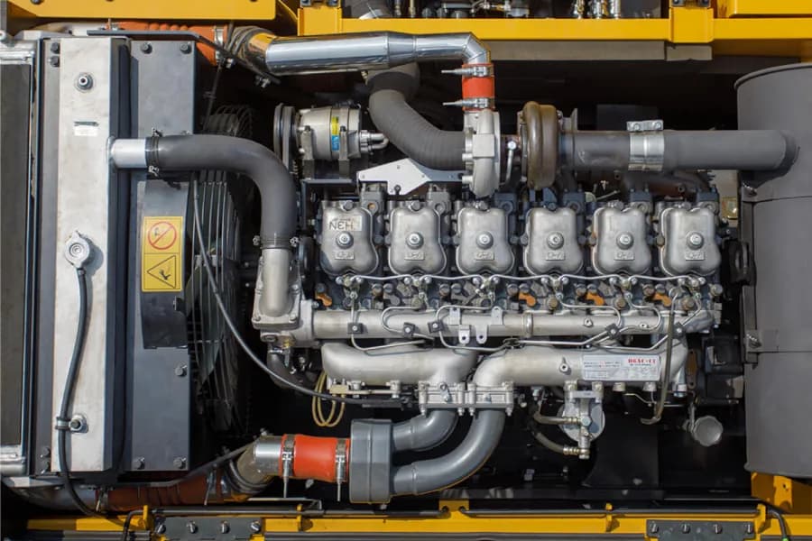 Hyundai R340L Smart Engine View
