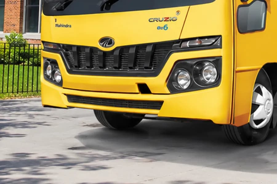 Mahindra Cruzio School Headlight View