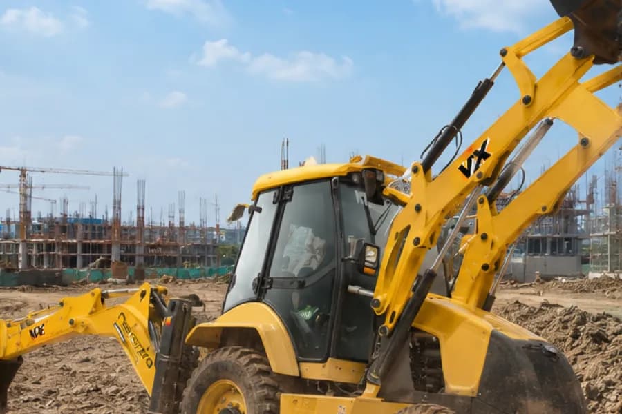 Mahindra EarthMaster VX Operator Cabin View
