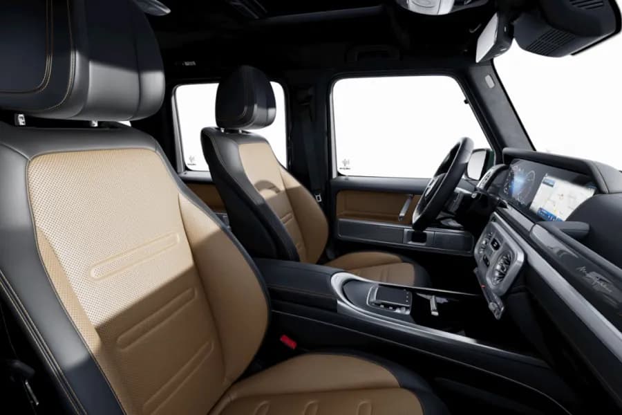 Mercedes Benz G Class SUV Leather Seats And Digital Dashboard View