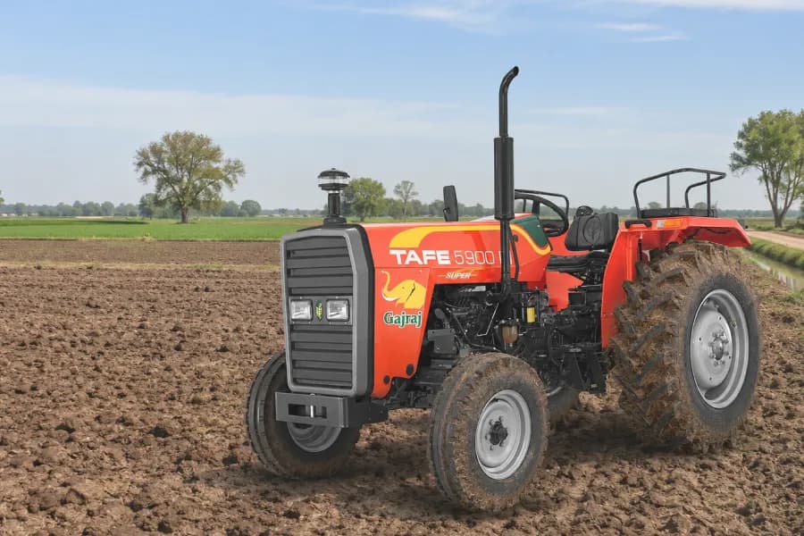 Tafe 5900 DI Image