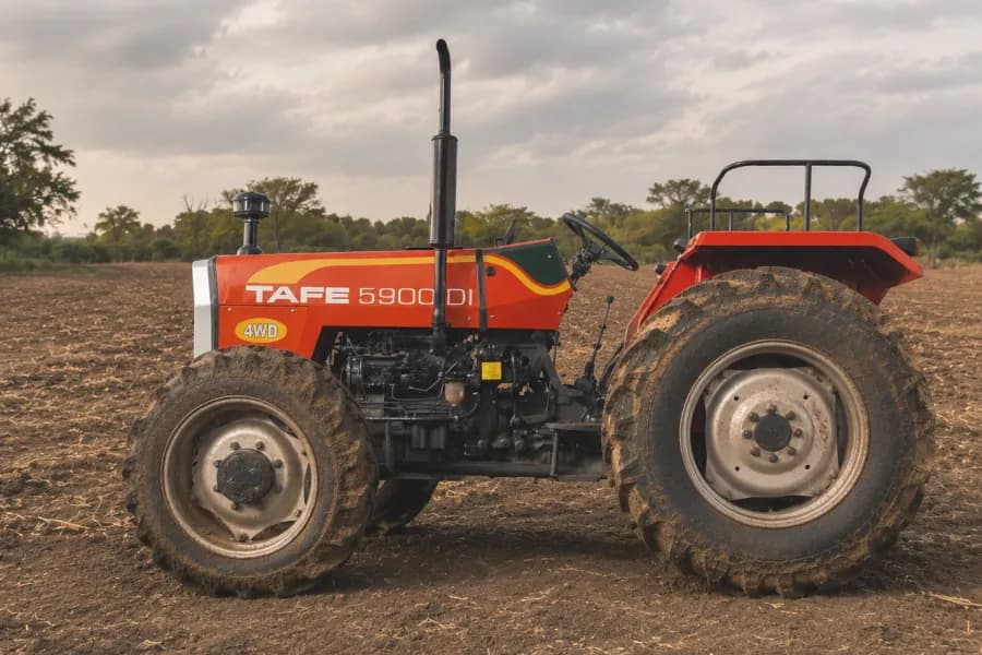 Tafe 5900 DI 4WD Tractor Image