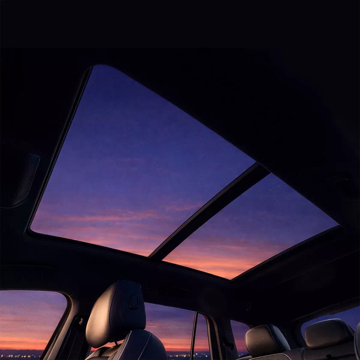 Volkswagen Tayron Panoramic Sunroof View