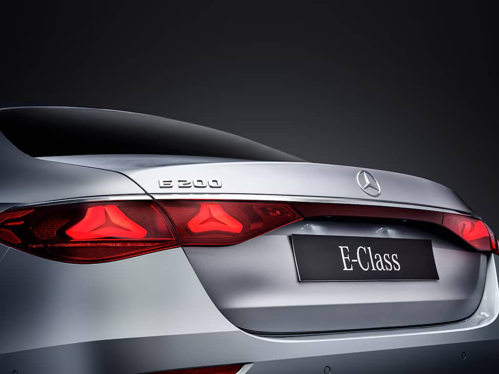 3D Star design tail lamps