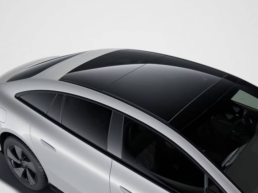 Panoramic sliding sunroof