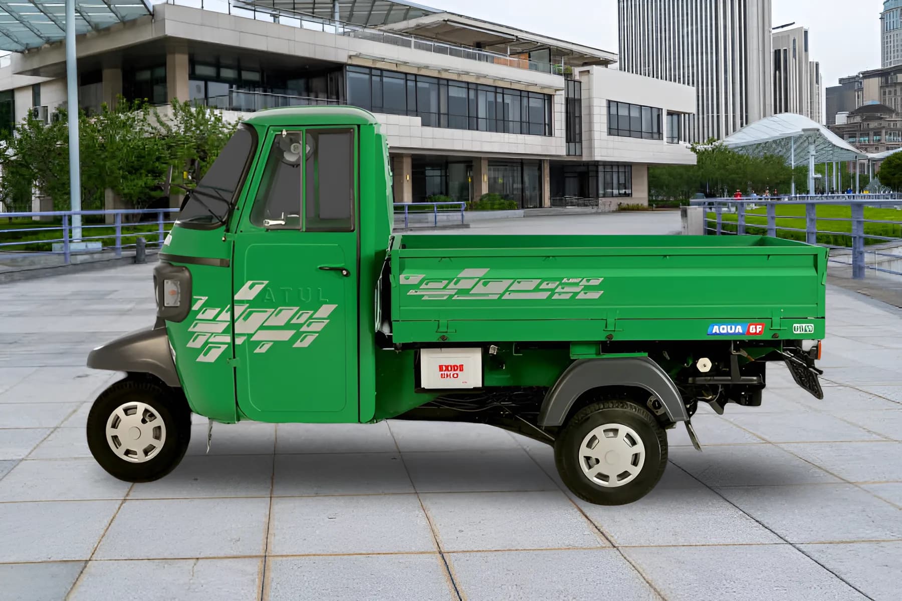 Atul Gem Cargo Aqua CNG Left Side View