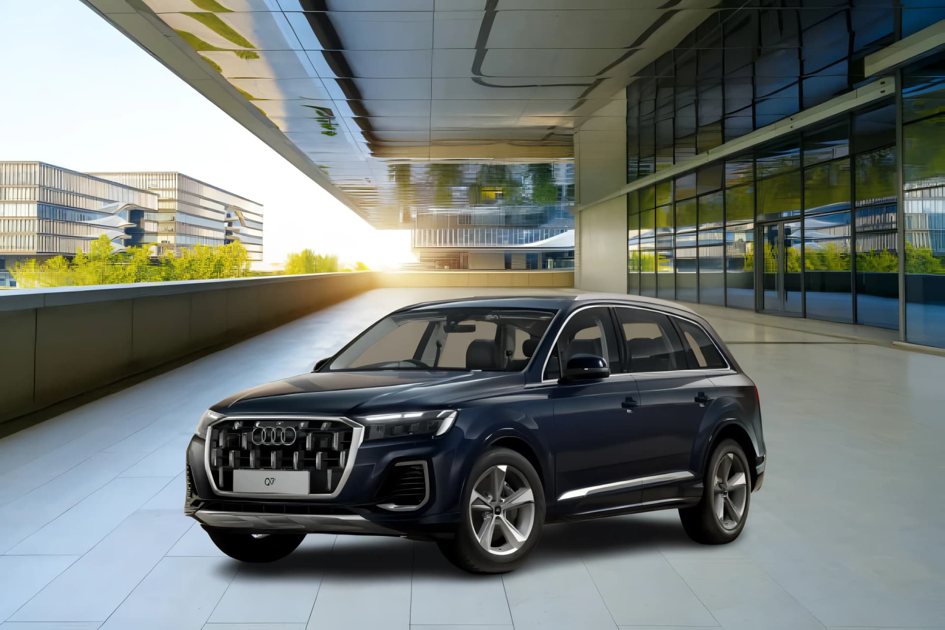Audi Q7 Front Left View