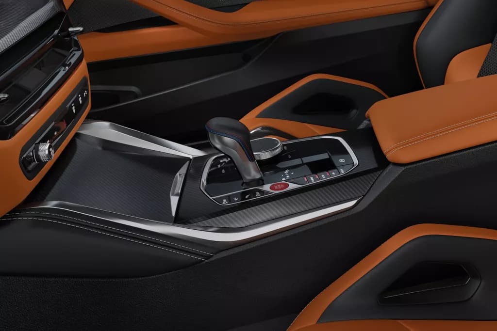 BMW M4 Competition Centre Console Armrest View