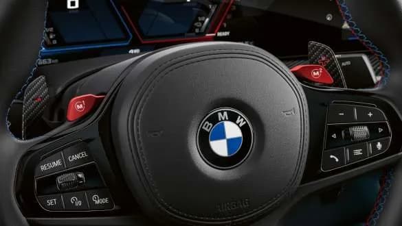 BMW XM sport Wheel Steering View