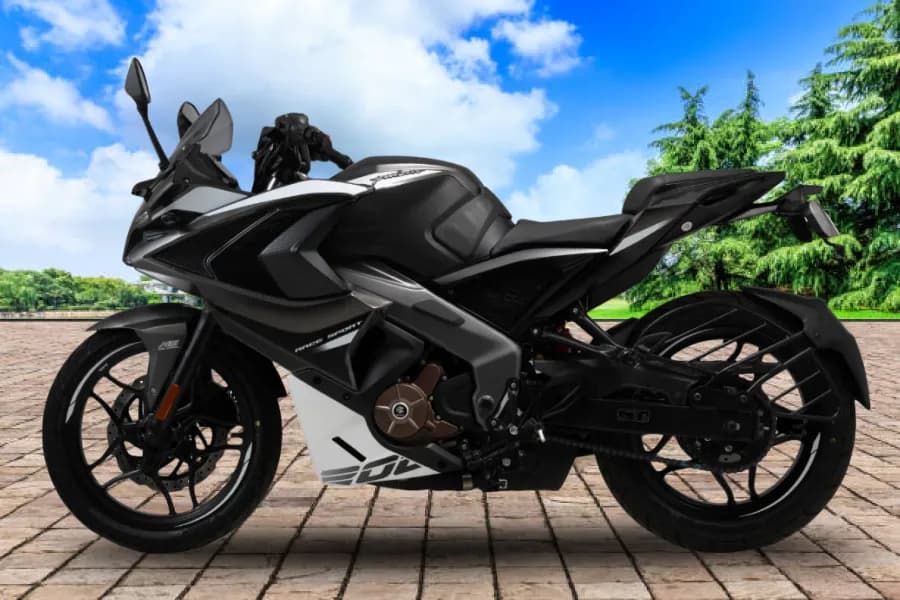 Bajaj Pulsar RS200 Left Side View