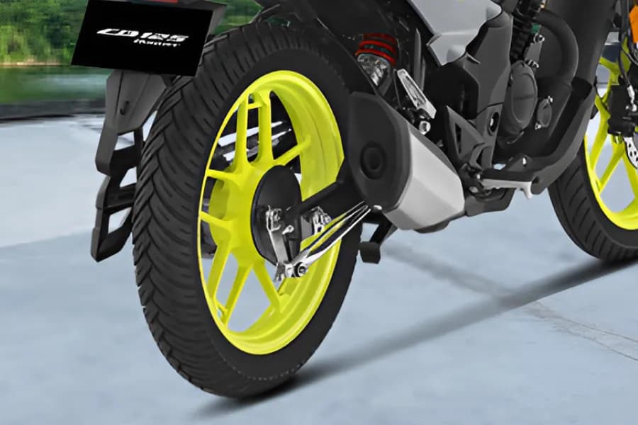 Honda CB 125 Hornet Rear Wheel View
