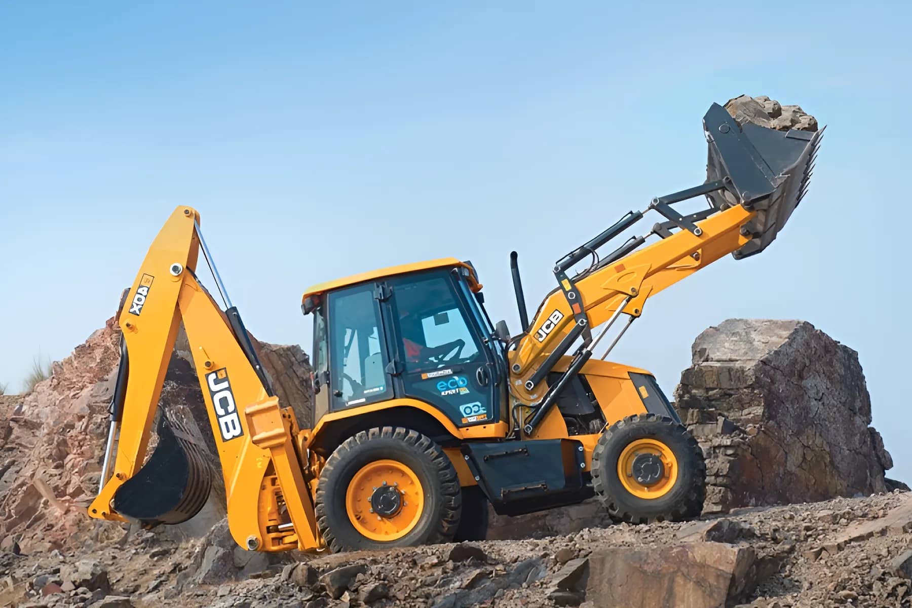 JCB 4DX