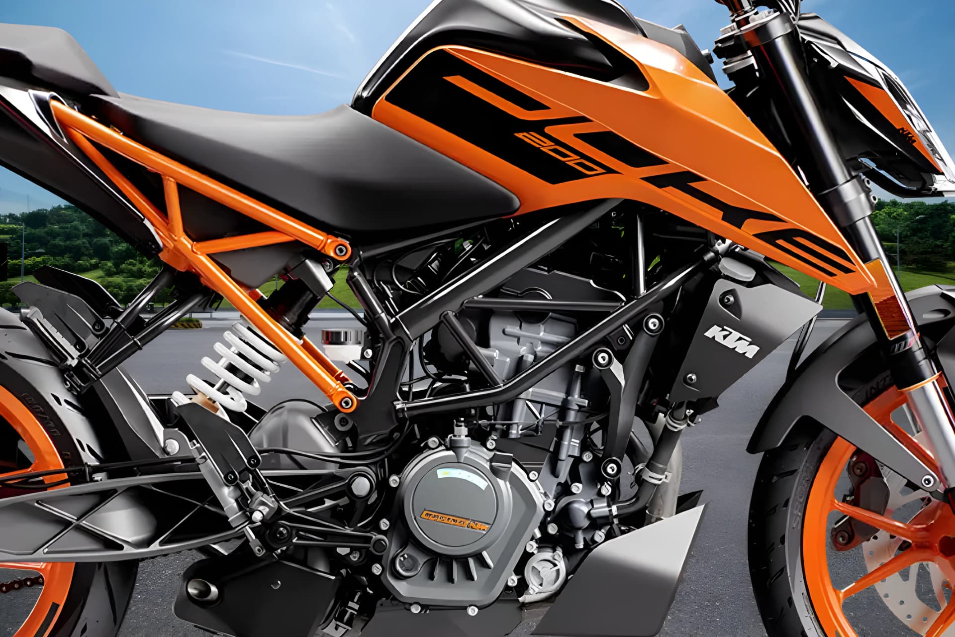KTM 160 Duke Engine Image