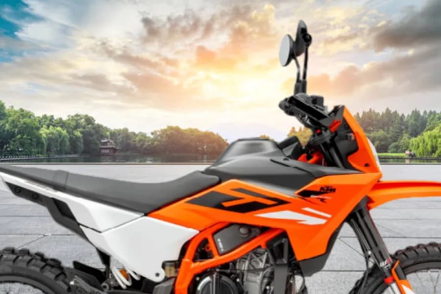 KTM Enduro 390 R Body Panel View
