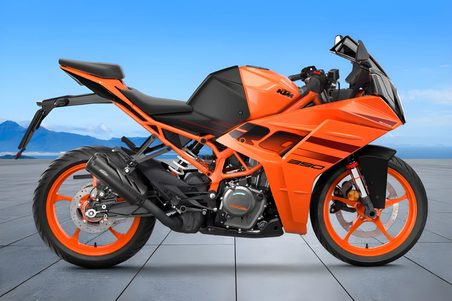 KTM RC 390 Right Side View