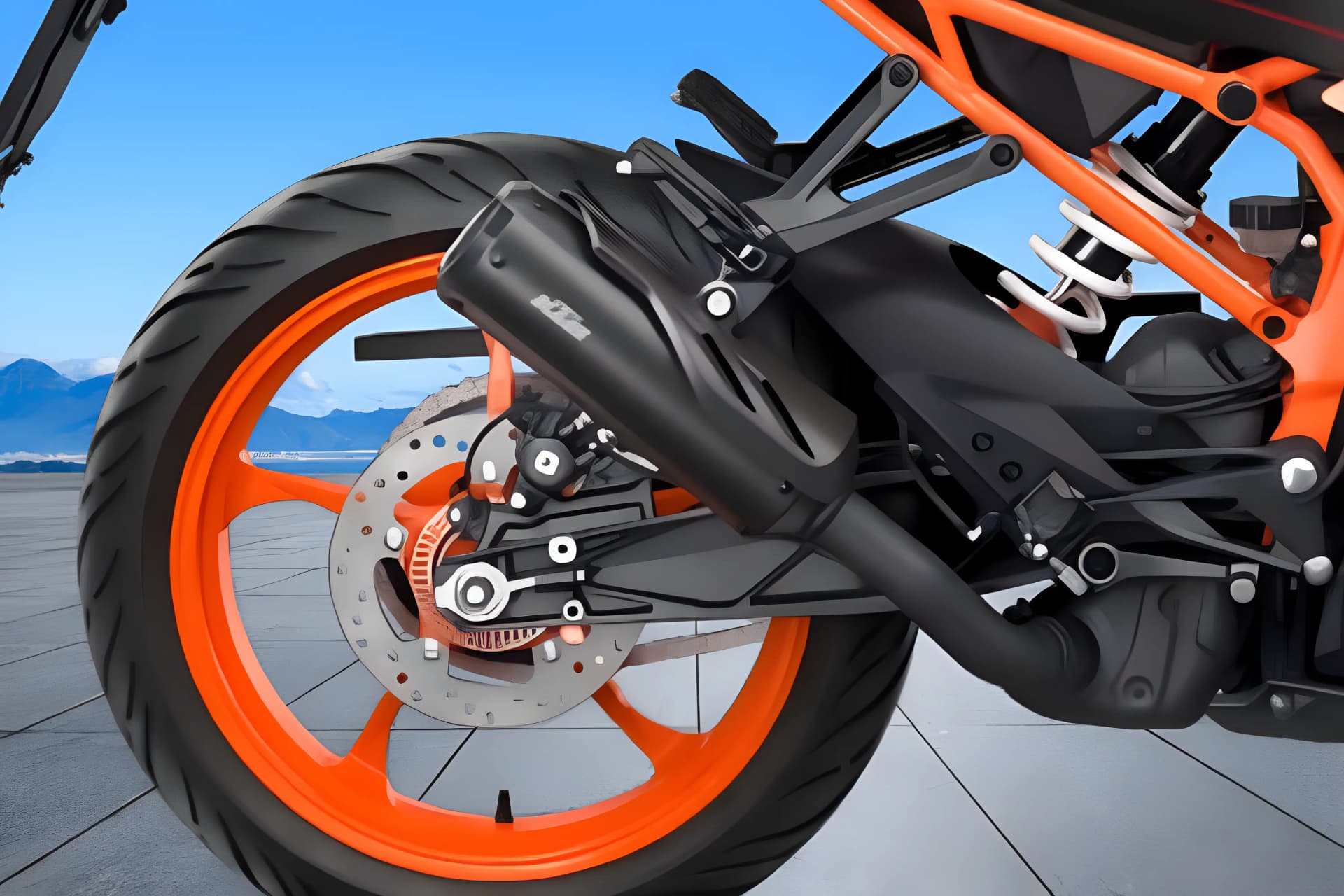 KTM RC 390 Silencer View