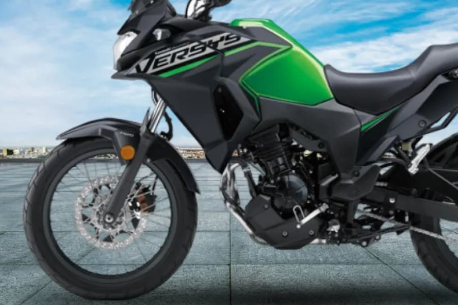 Kawasaki Versys X 300 Fuel Tank View
