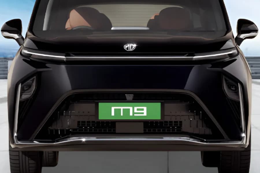 MG M9 EV Front Grille View