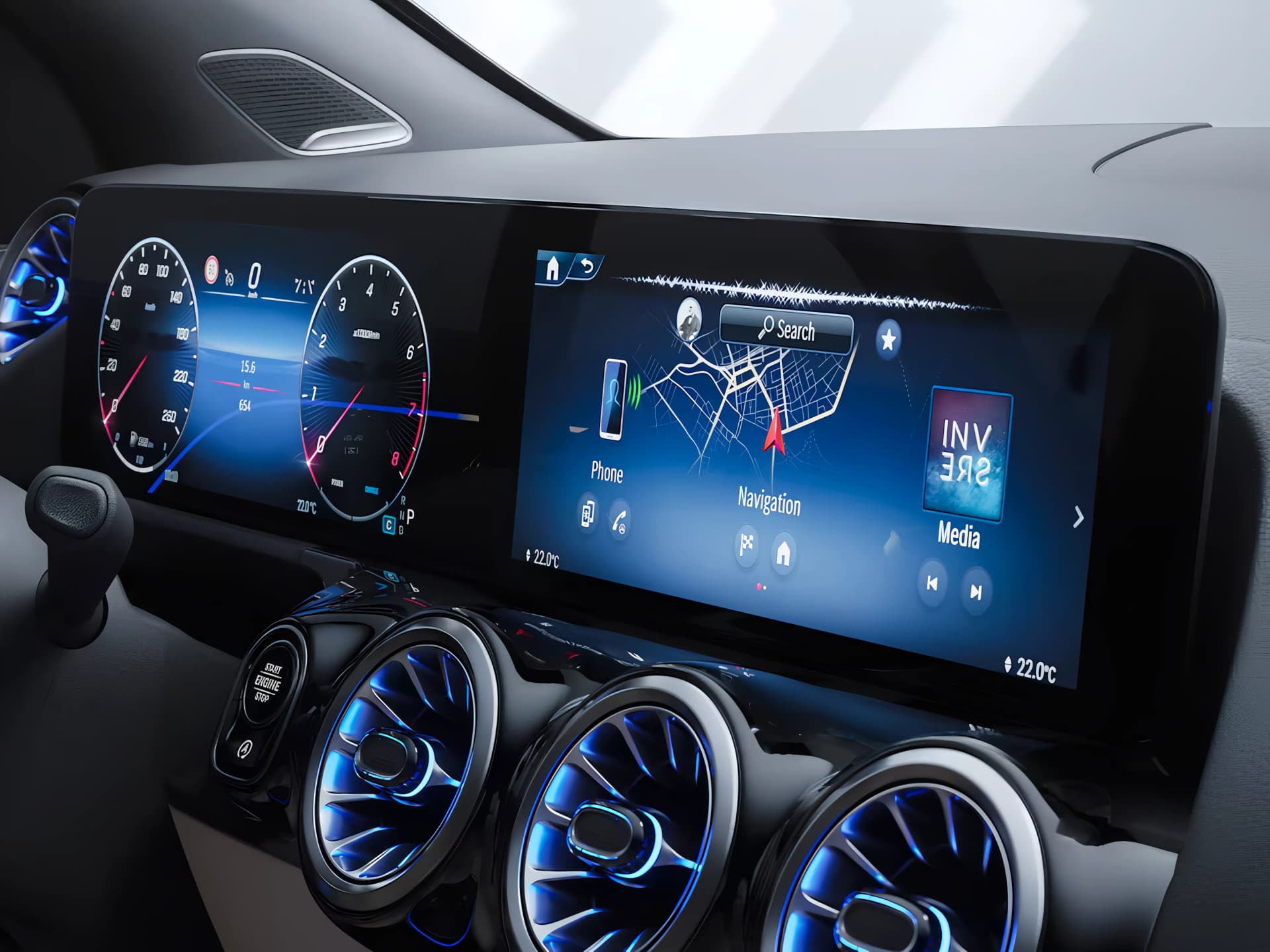 Mercedes Benz GLA Infotainment System View