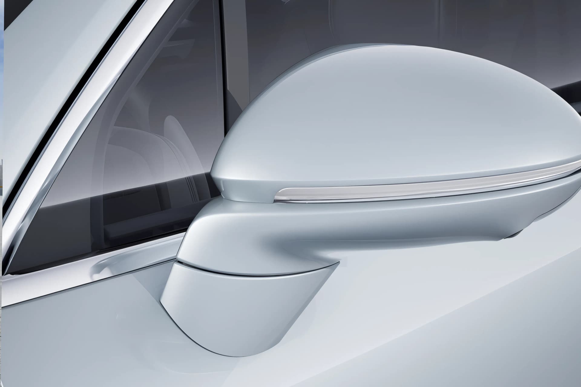 Porsche Cayenne Mirror View