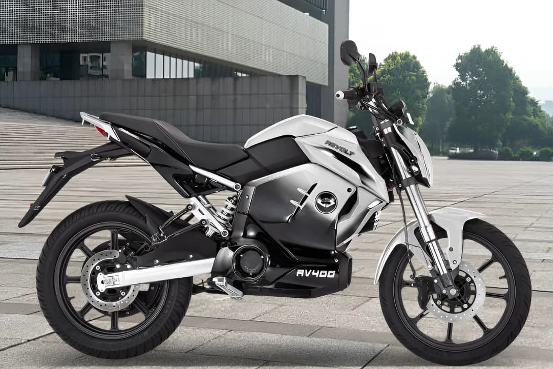 Revolt RV400 EV Image