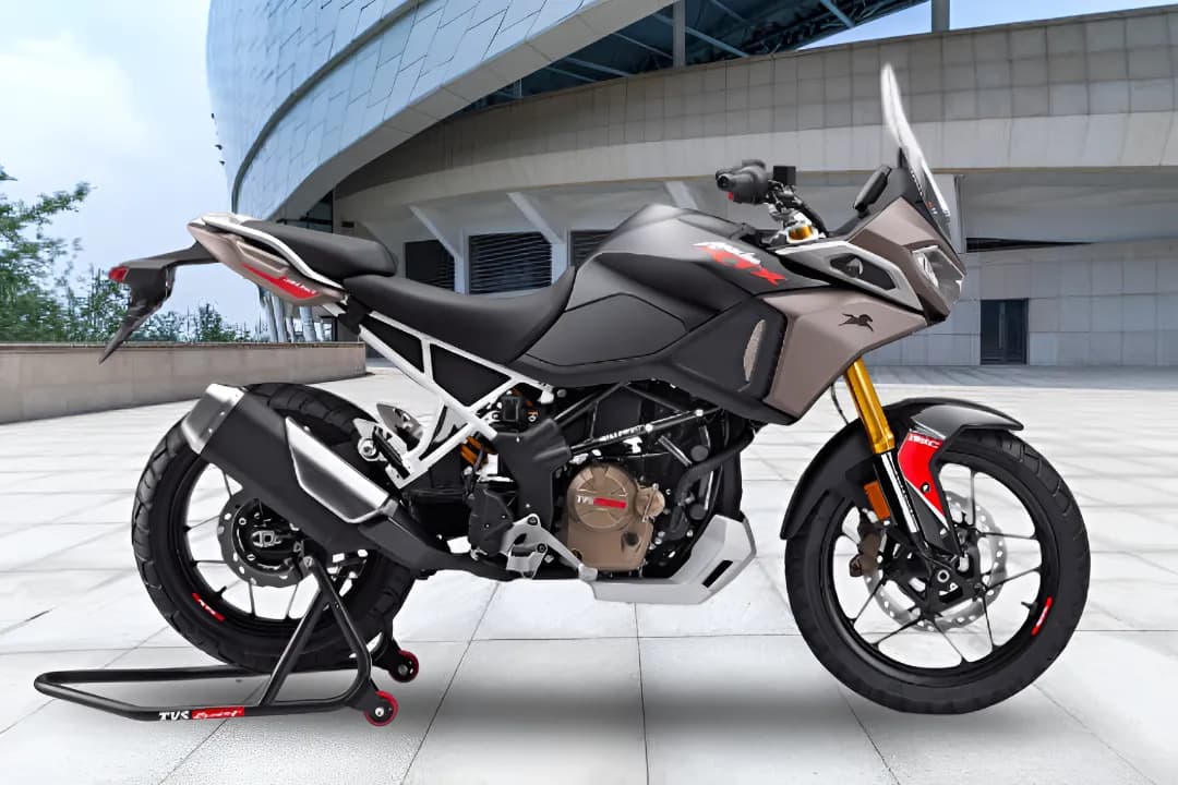 TVS Apache RTX 300 Right Side View