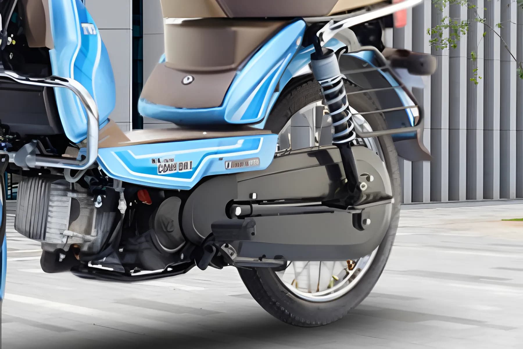 TVS XL 100 Comfort i-Touch Start Engine View