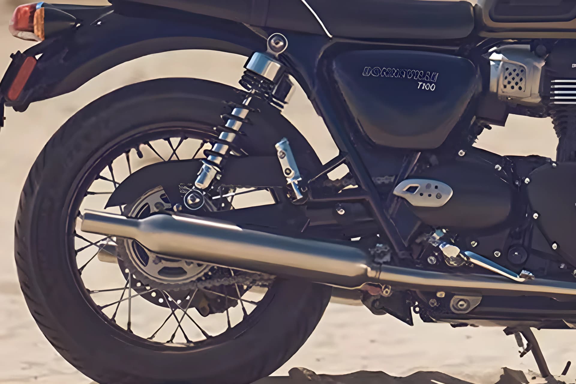 Triumph Bonneville T100 Exhaust Pipe View