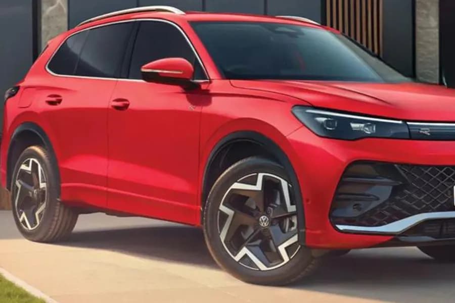 Volkswagen Taigun R Line Side Window View