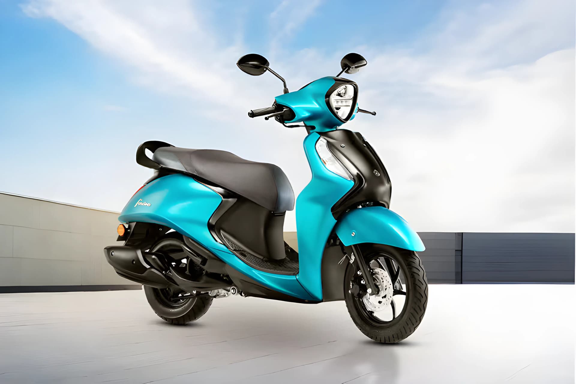 Yamaha Fascino 125 Fi Hybrid Images